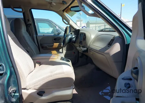 2001 Ford F-150 Harley-Davidson Edition/King Ranch Edition/Lariat/Xlt из США, поврежденный, VIN 1FTRW07L11KE39848